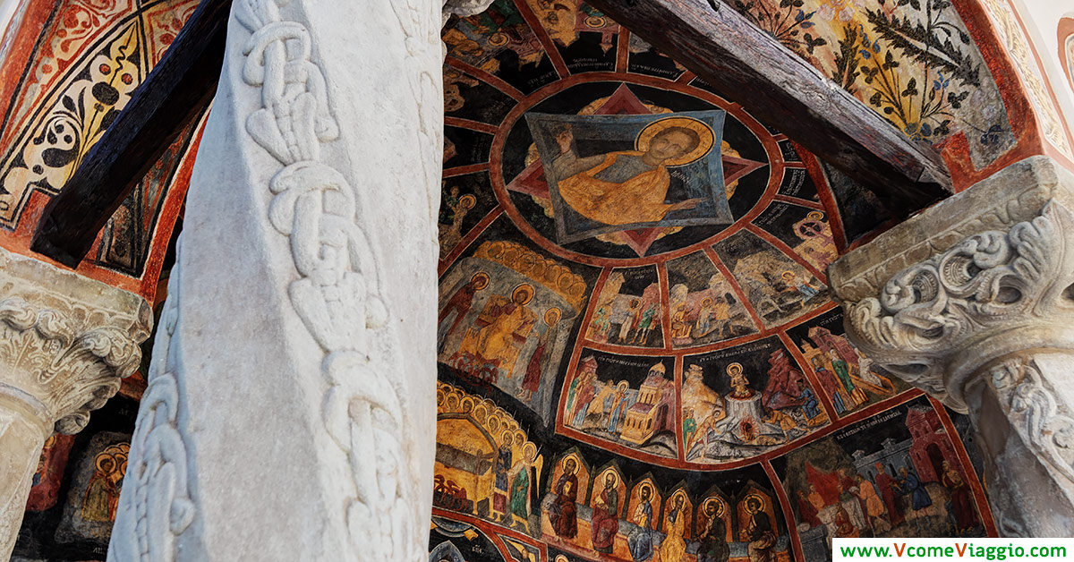 affreschi nel monastero di Sinaia